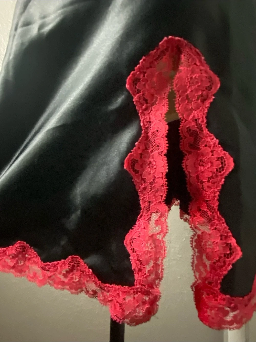 Y2K Victoria’s Secret Black Satin & Red Lace Slip Dress Size Large